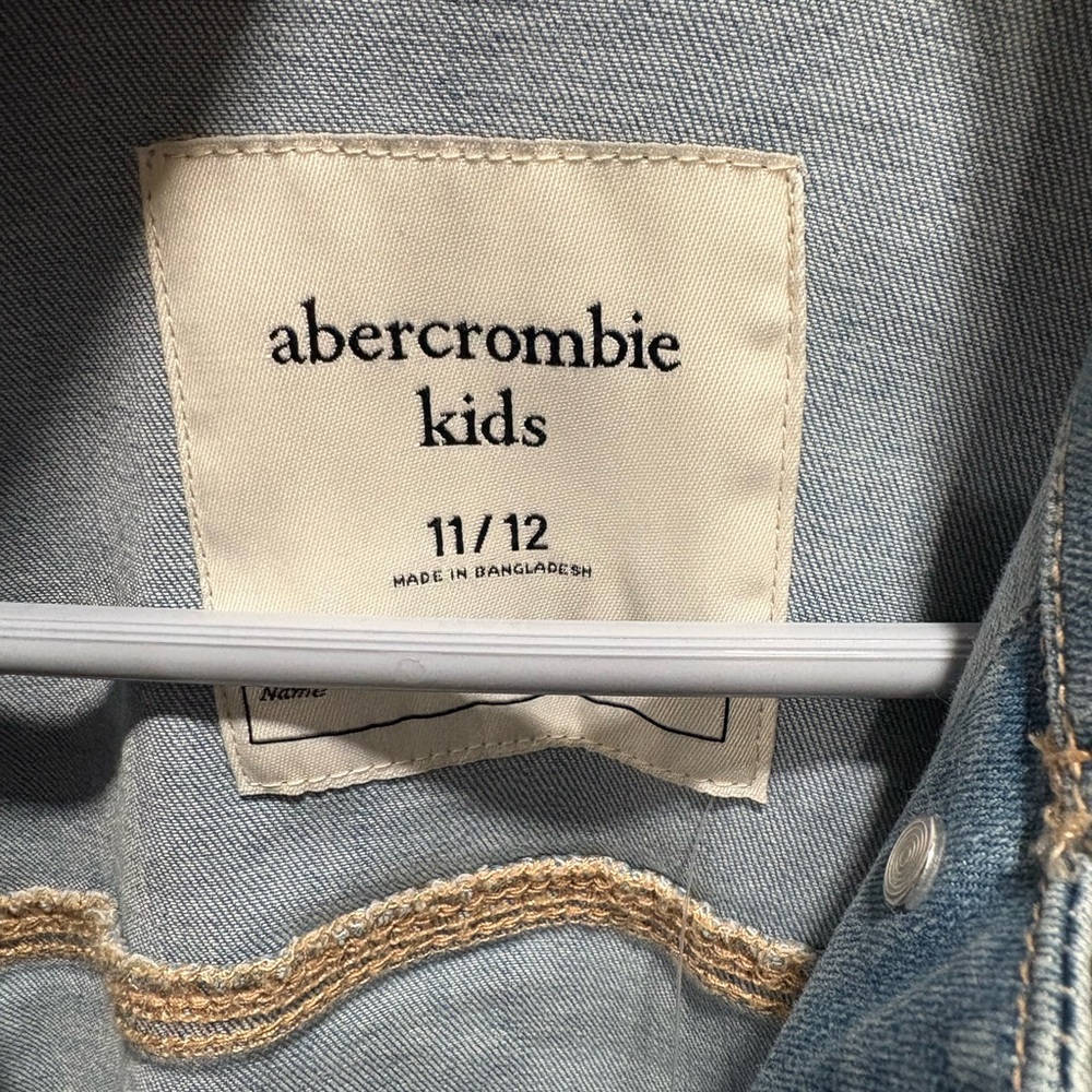 Abercrombie Kids Light Blue Denim Jacket with Floral Embroidery - Picture 3 of 7